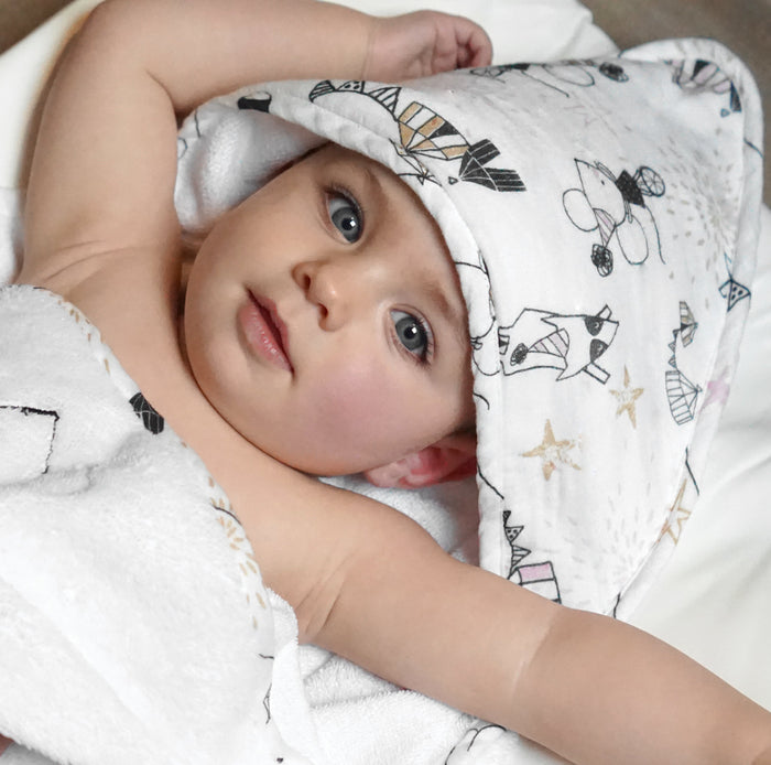 Le bain de bébé : à quel moment et à quelle fréquence le donner ?